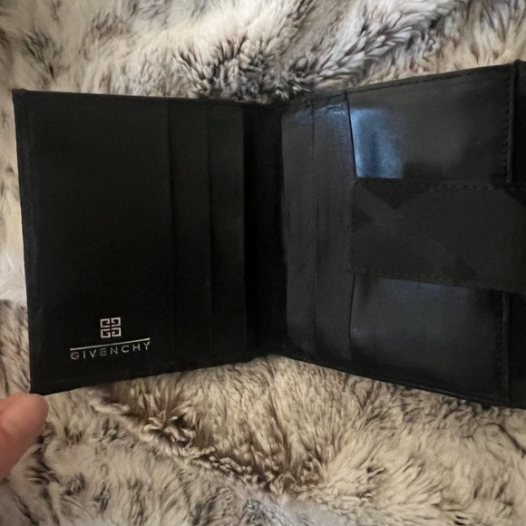 Small, Givenchy trifold wallet. - Picture 4 of 4